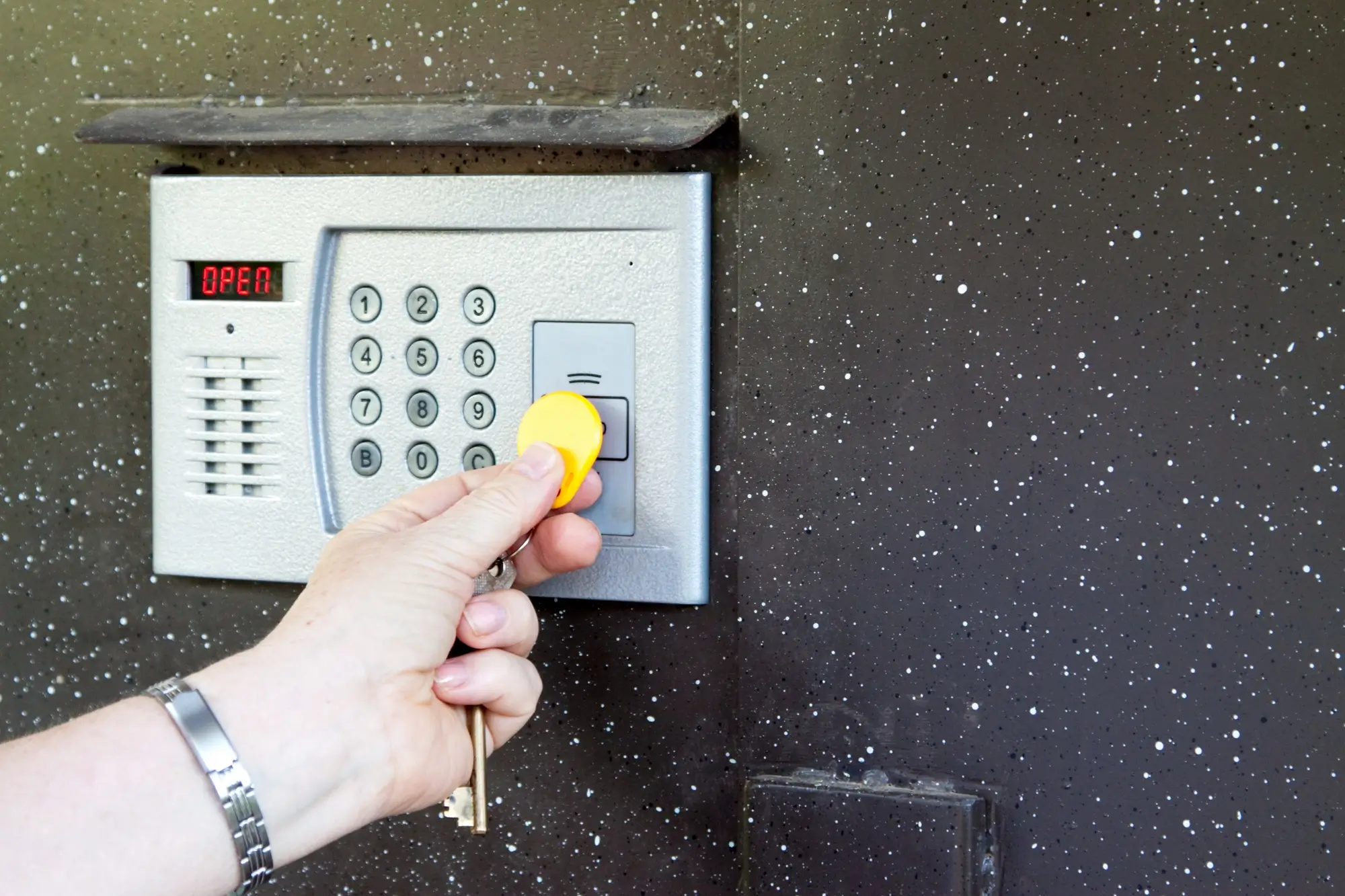 High-Security and Smart Lock Solutions